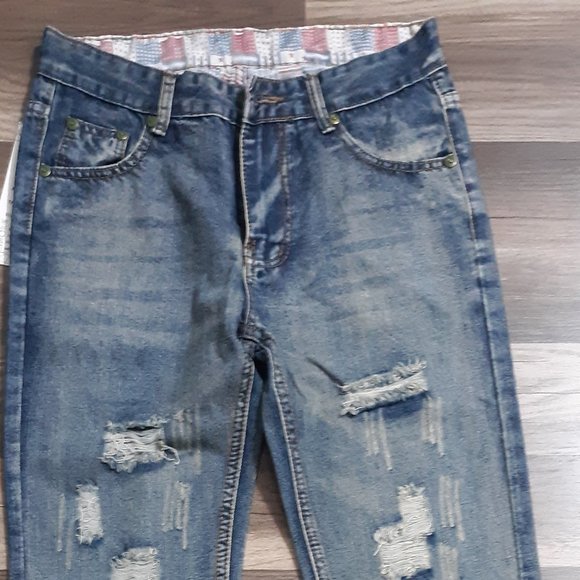 #618 NWT MenFashion Jeans Quality Collection Ripped Distressed Jeans. - Picture 2 of 12